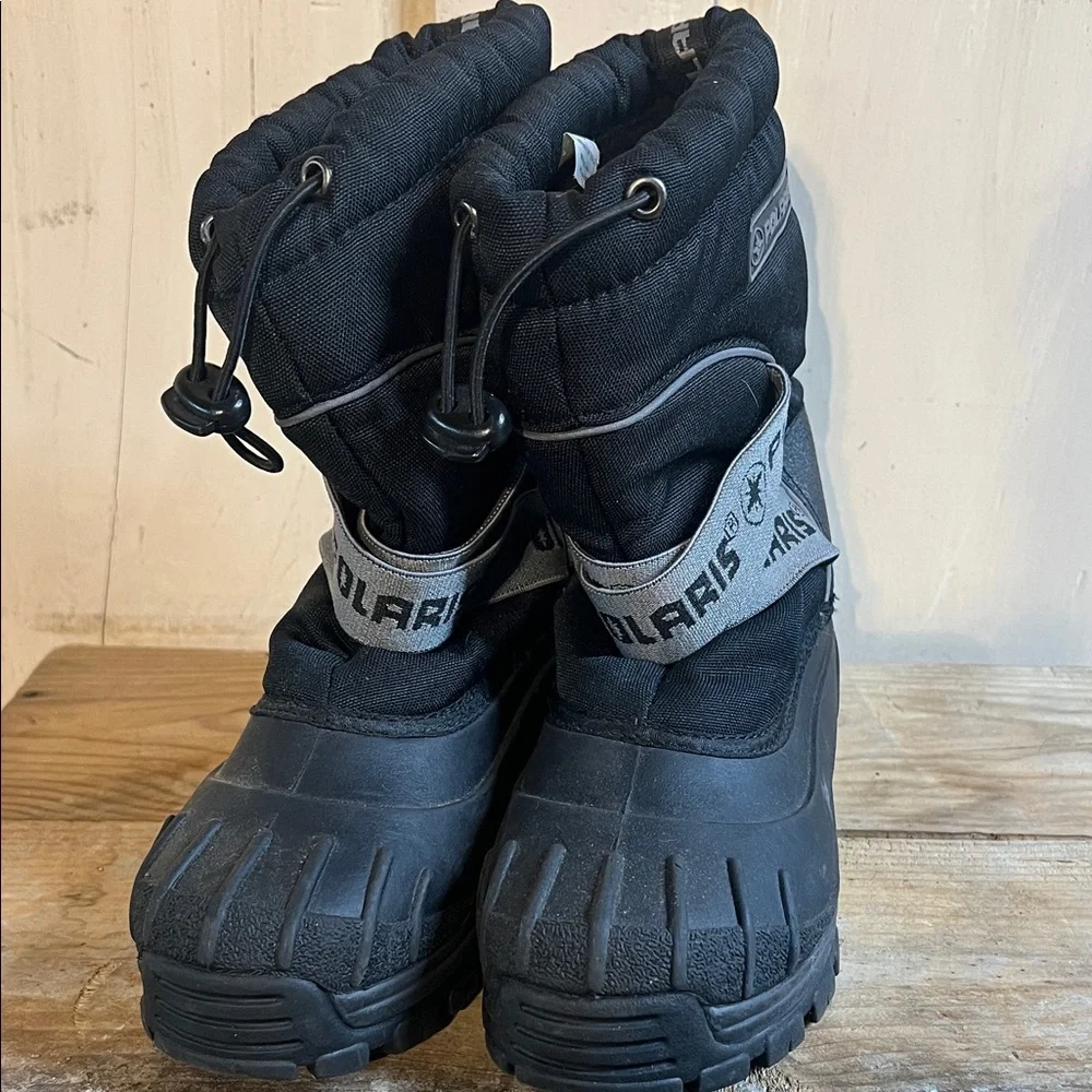 Size 2 Polaris Black Snow Boots with Gray Accents. Toggle. Exc condition